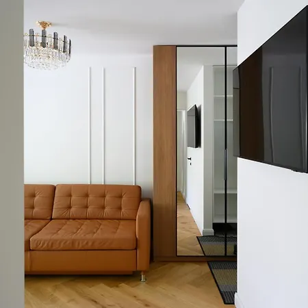 Exclusive 2 Bedroom Trendy Center, Large Terrace & Free Parking * Vilnius