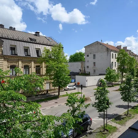 Apartment Exclusive 2 Bedroom Trendy Center, Large Terrace & Free Parking