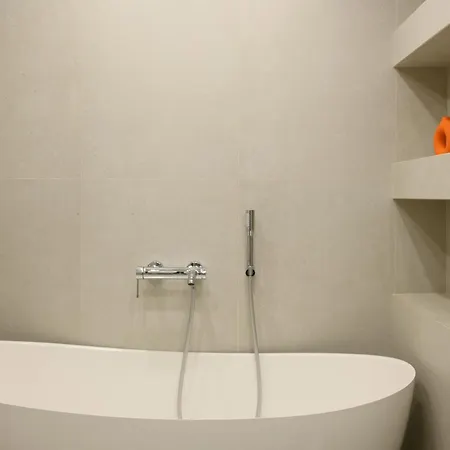 Exclusive 2 Bedroom Trendy Center, Large Terrace & Free Parking Apartment *
