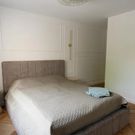 Apartment Exclusive 2 Bedroom Trendy Center, Large Terrace & Free Parking Vilnius
