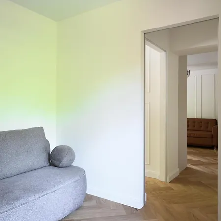 Exclusive 2 Bedroom Trendy Center, Large Terrace & Free Parking * Vilnius