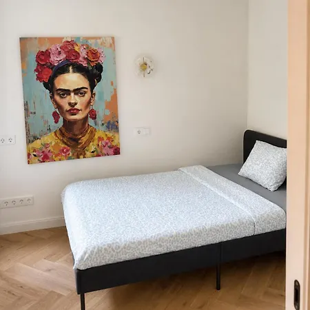 Exclusive 2 Bedroom Trendy Center, Large Terrace & Free Parking Wilno