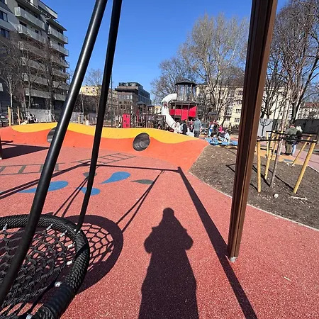 Exclusive 2 Bedroom Trendy Center, Large Terrace & Free Parking *