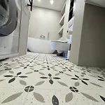 Exclusive 2 Bedroom Trendy Center, Large Terrace & Free Parking * Vilnius